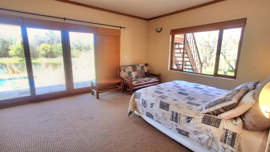 4 Bedroom Property for Sale in Boschenvaal River Front Lodges Free State
